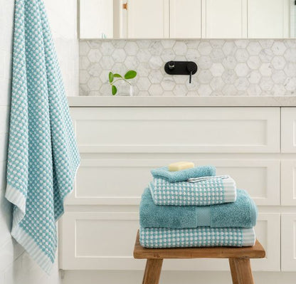 Personalised Aqua Bath Towel & Hand Towel Set – Embroidered 100% Cotton Gift